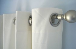 gardiner på grommets