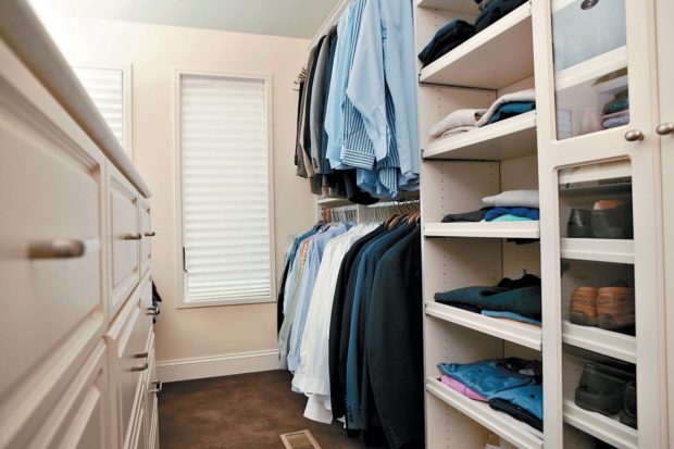 9 tips for utforming av et lite omkledningsrom i leiligheten + foto